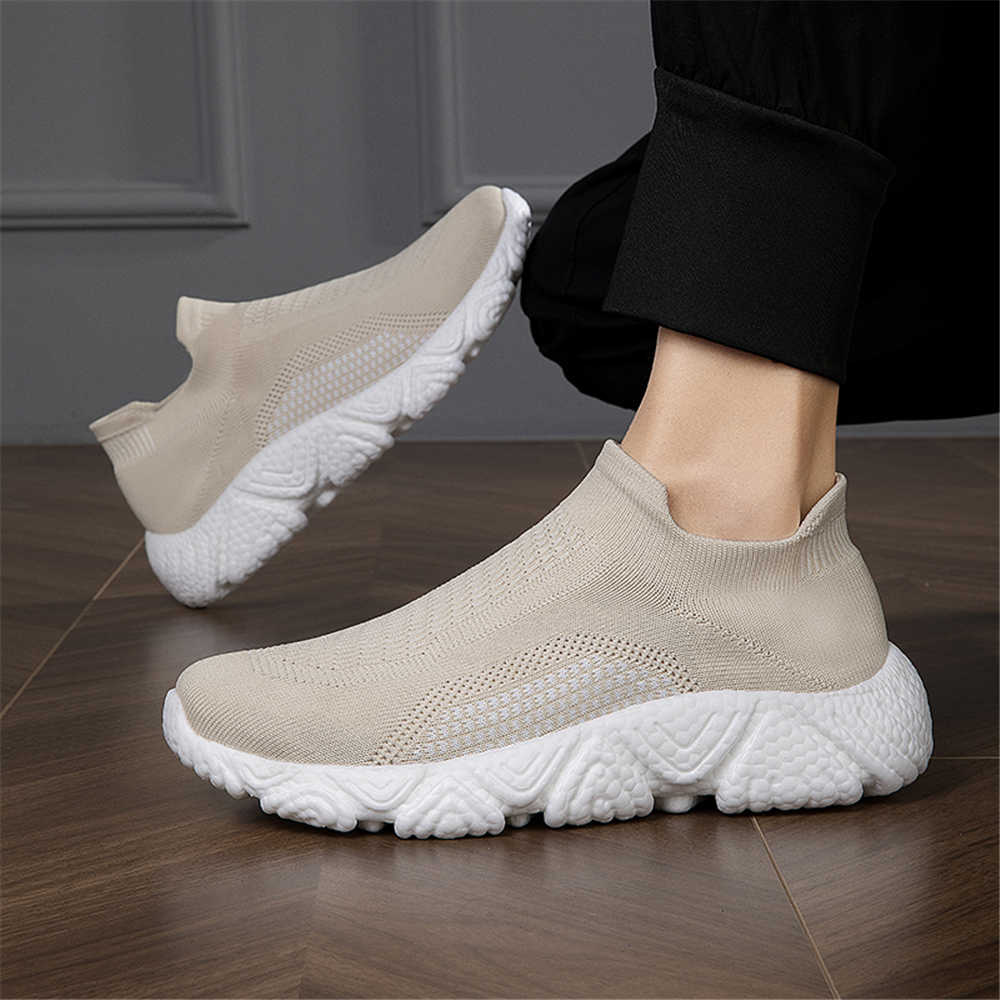 Vintage And Collectible - Flatform Appearance Increases Vintage Sneakers Flats