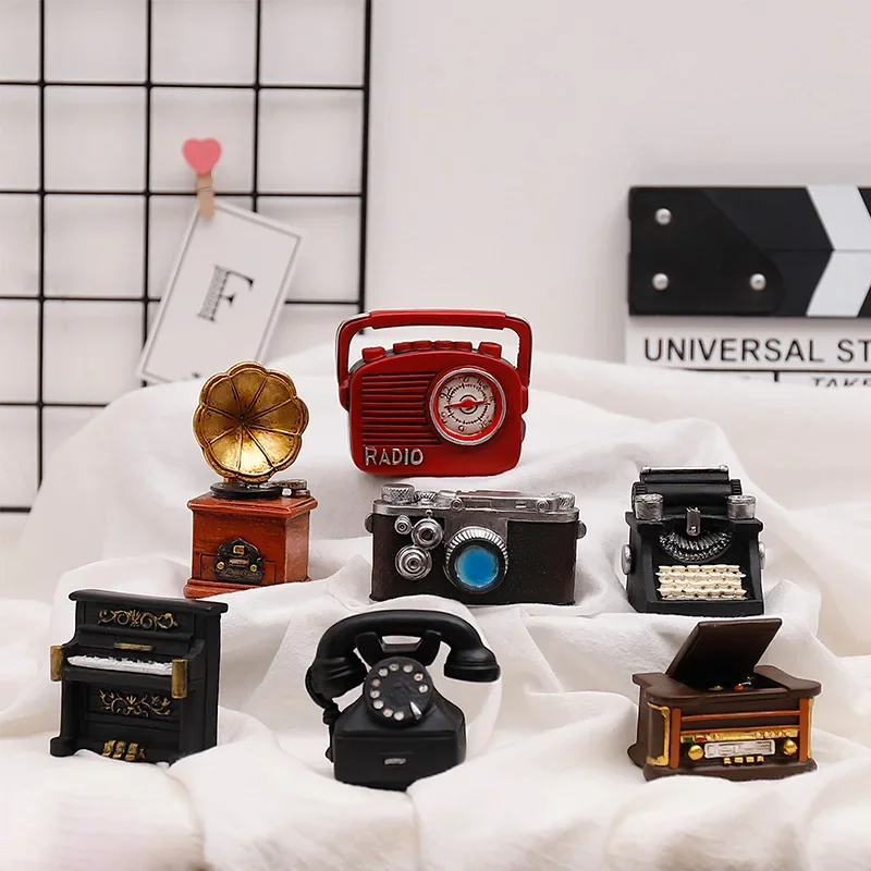 Vintage Mini Camera Decor Desk - огляд і ціна Collectible Vintage Cameras