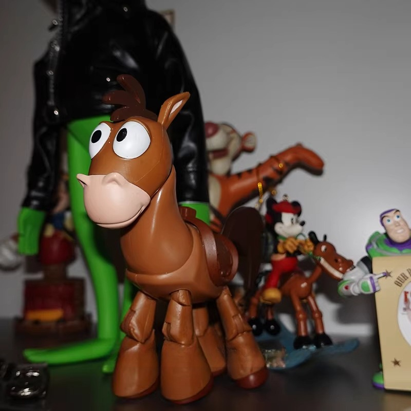 Toy Story Collectible Woody's  - огляд і ціна Vintage Disney Collectible