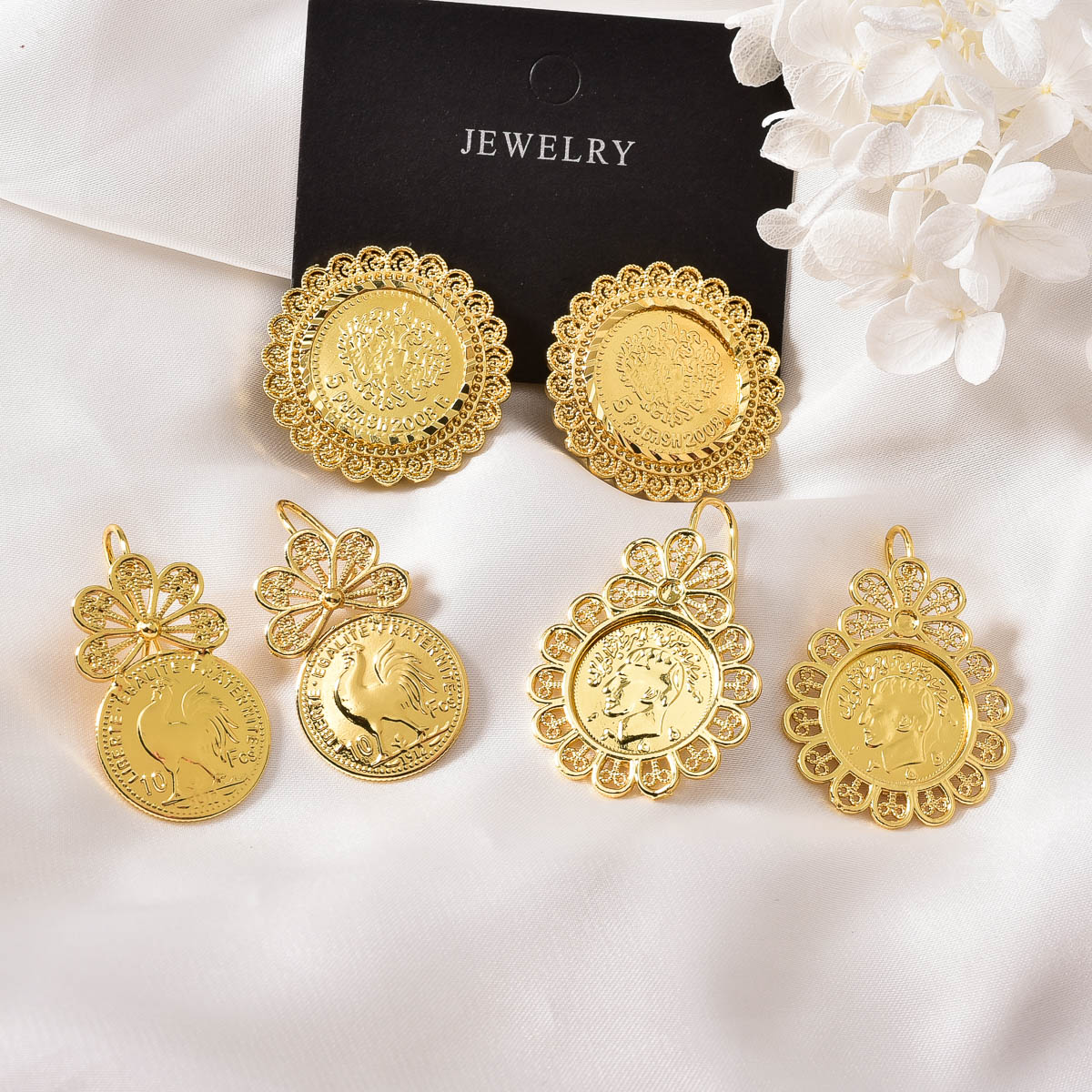 Coin Medallion Drop Stud Earri - огляд і ціна Vintage Collectible Coins