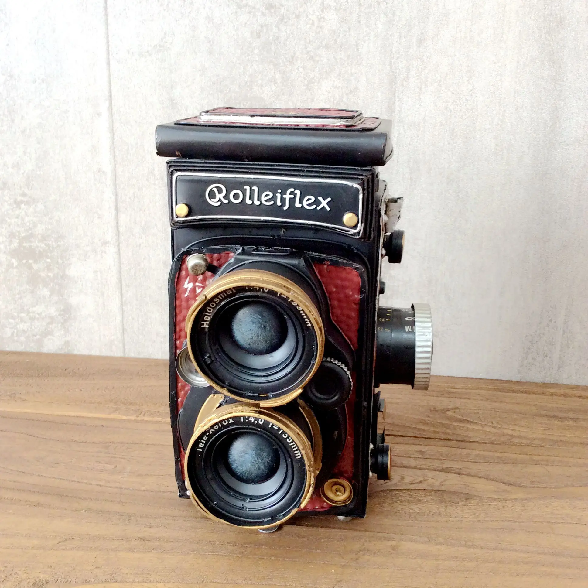 Retro Camera Model Vintage Iro - огляд і ціна Collectible Vintage Cameras