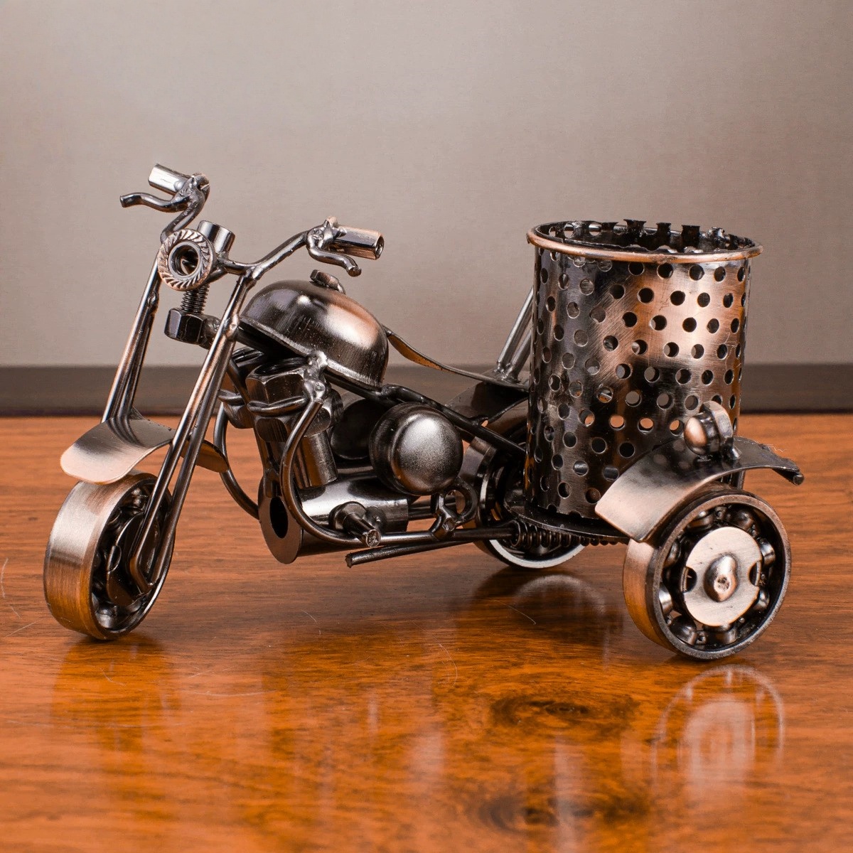 Vintage Motorcycle Model Metal - огляд і ціна Vintage And Collectible