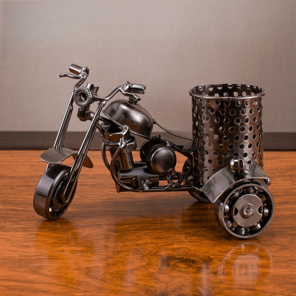 Vintage Motorcycle Model Metal - огляд і ціна Vintage And Collectible